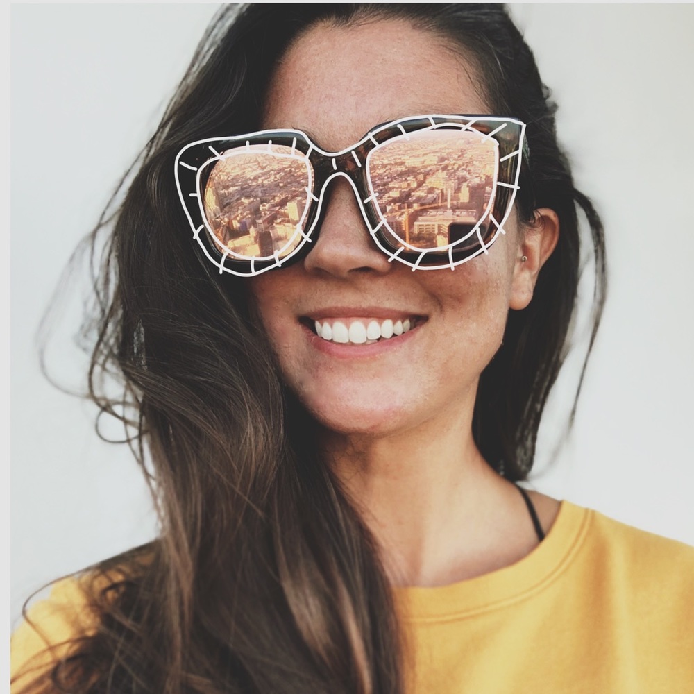 Meet your Posher, Tida